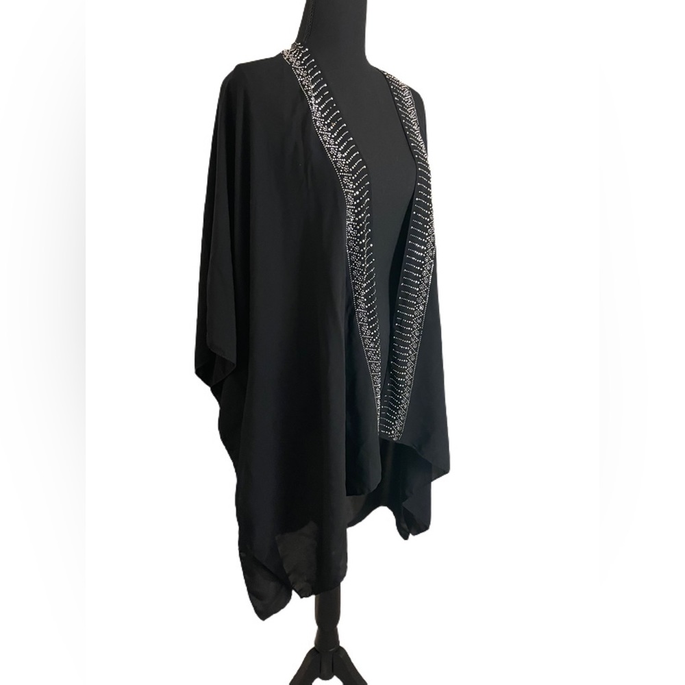 Black kimono